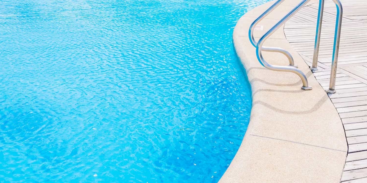 I Rise Plot Swimming Pool